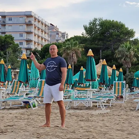 Il Tramonto Dipinto Монтесильвано