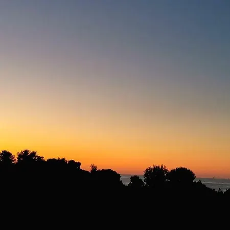 Il Tramonto Dipinto Апартаменты Монтесильвано